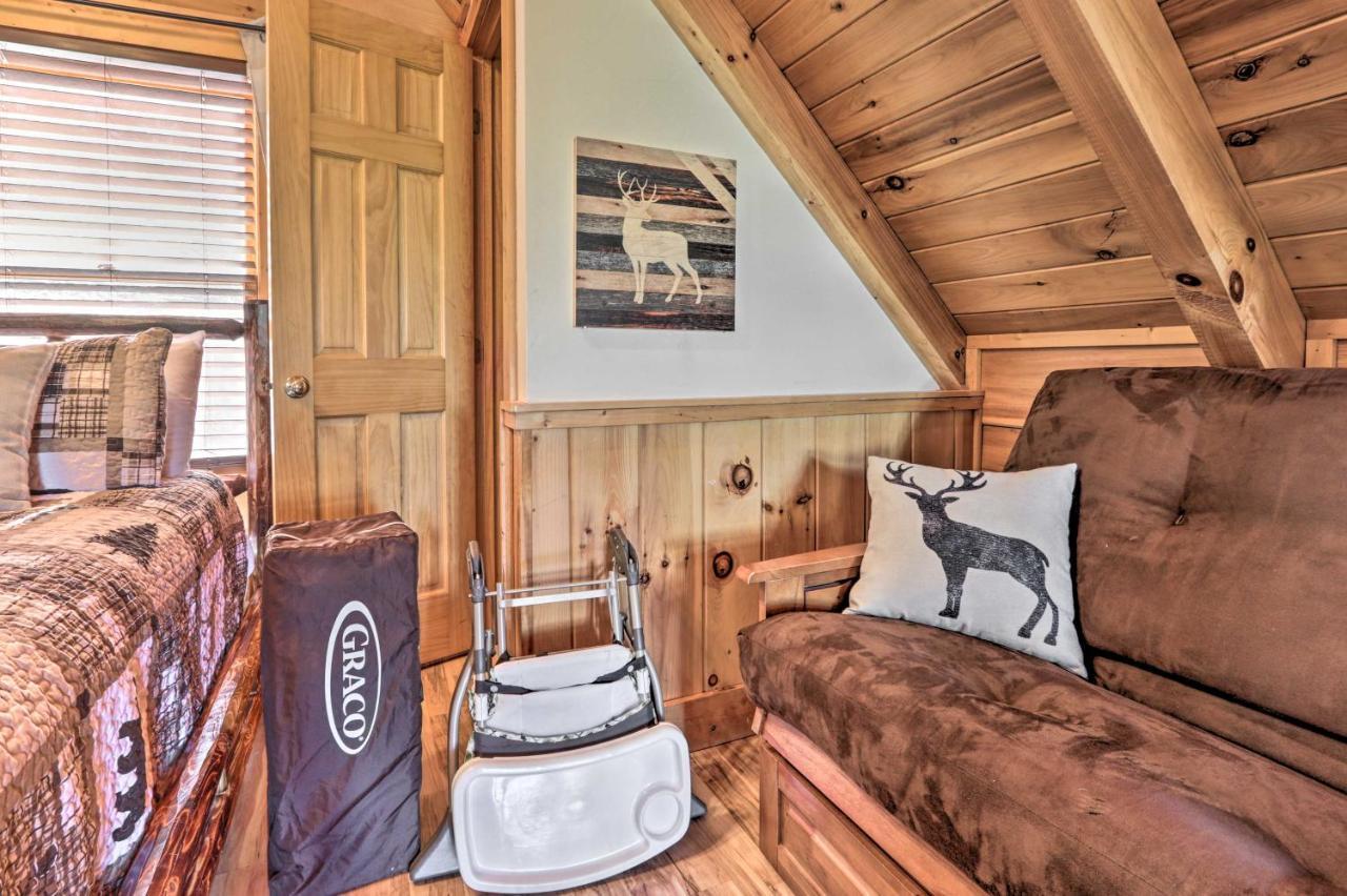 Cozy Cabin With Hot Tub In The Heart Of Pigeon Forge Villa Kültér fotó